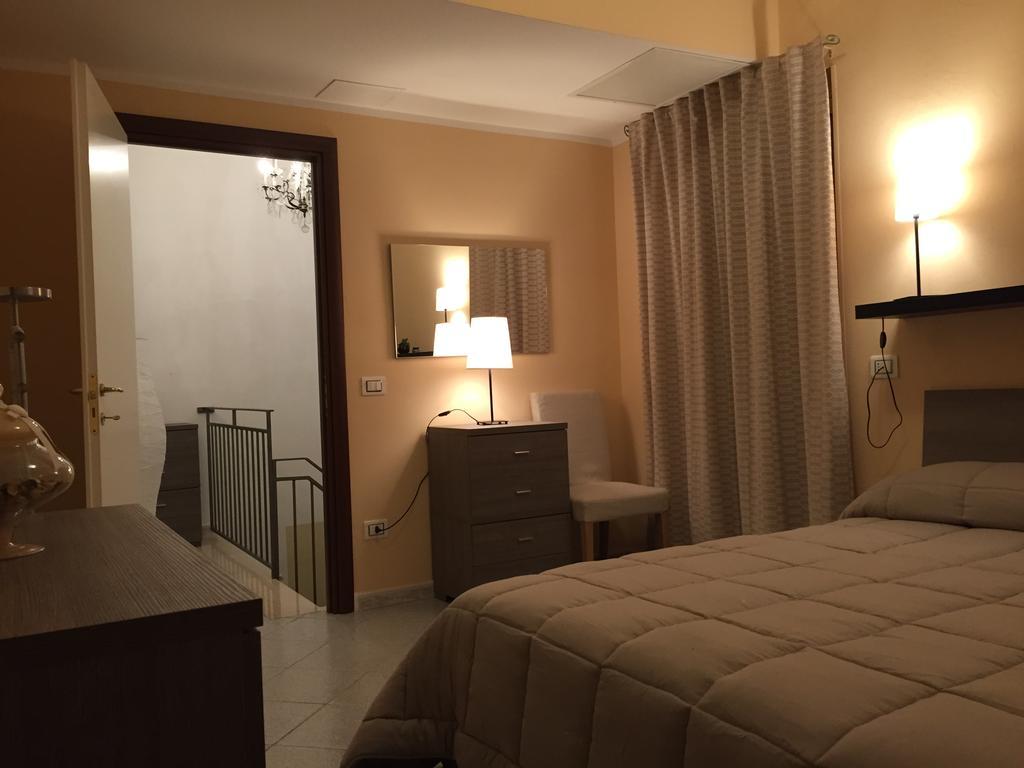La Terrazza Sul Borgo Bed & Breakfast Serracapriola Bagian luar foto