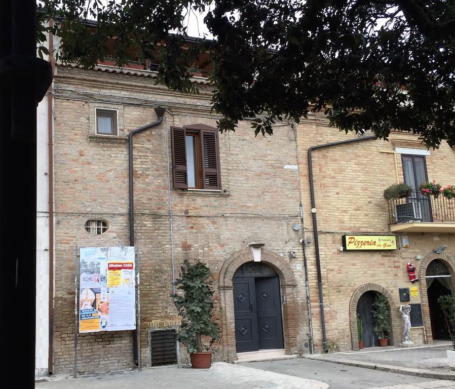 La Terrazza Sul Borgo Bed & Breakfast Serracapriola Bagian luar foto
